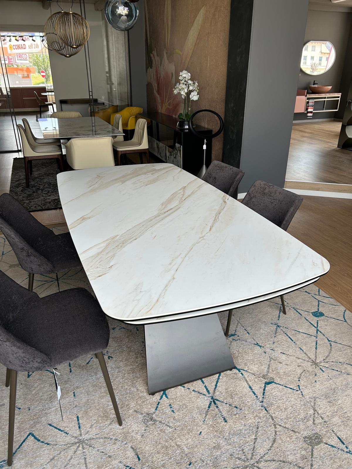 tavolo in marmo calacatta oro - immagine 2